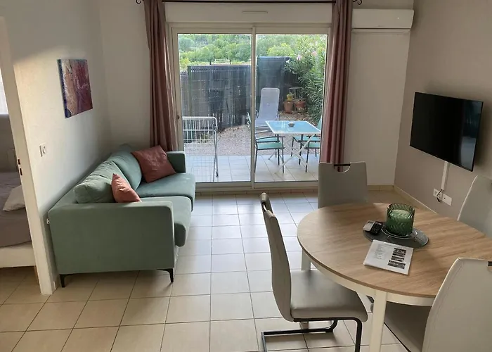 Entre Et Avec Piscine Apartamento Péret
